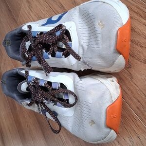 Stylish Mens/Womens Sneakers in Blue and Orange